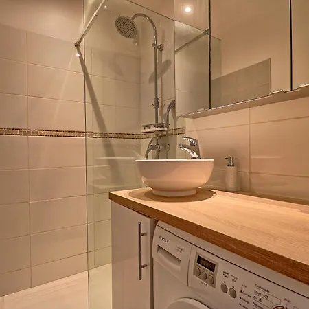 Apartment Plein Centre Proche Palais Et Plages *